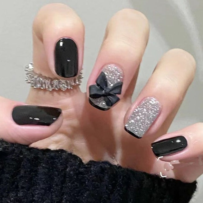 Designer: DuoDuo 1309.Handmade nails Press on Nails DIY Nail Art for woman girl Short black silver Shining