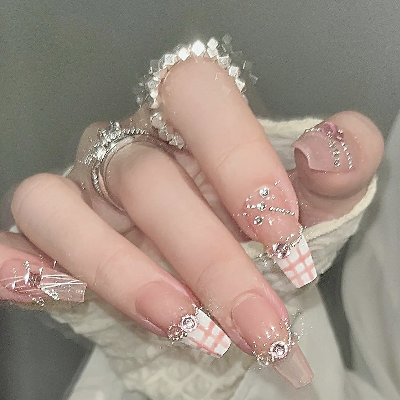 Designer: DuoDuo 2012.Handmade nails Press on Nails DIY Nail Art for woman girl French Long Coffin pink wedding