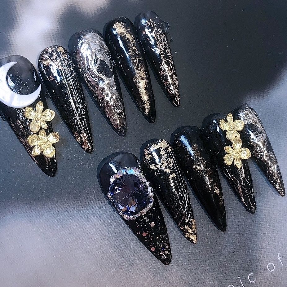 Designer: PinPin 1017.Handmade nails Press on Nails DIY Nail Art for woman girl Almond Long black