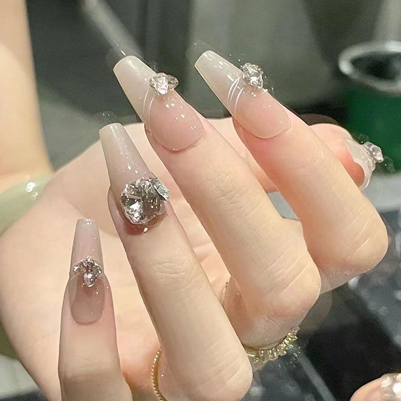 Designer: DuoDuo 1303.Handmade nails Press on Nails DIY Nail Art for woman girl Long Coffin white rhinestone