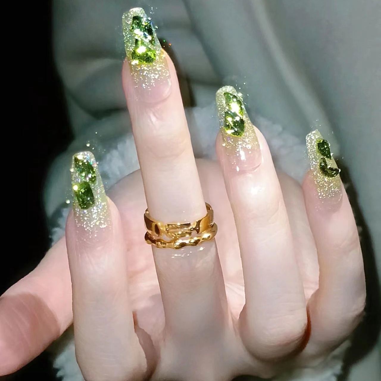 Designer: DuoDuo 1108.Handmade nails Press on Nails DIY Nail Art for woman girl Long Coffin green rhinestone