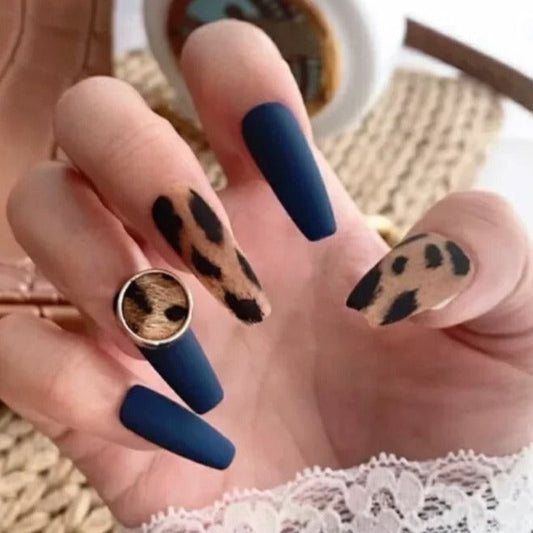 Designer: DuoDuo 2021.Handmade nails Press on Nails DIY Nail Art for woman girl Long Coffin blue