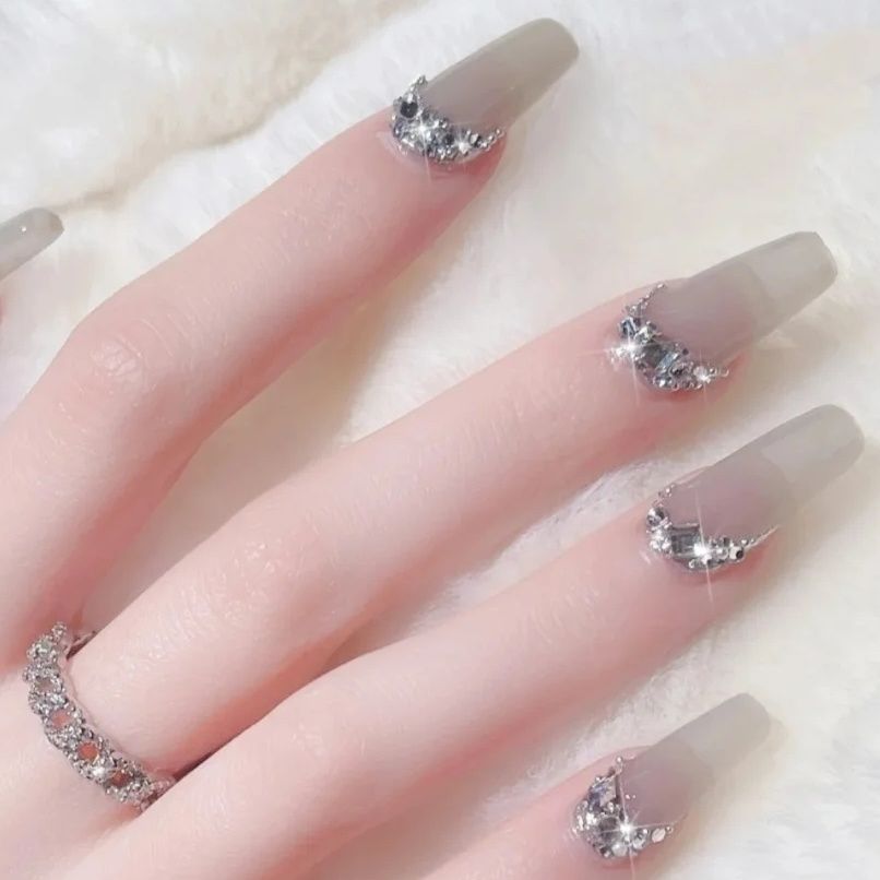 Designer: DuoDuo 3010.Handmade nails Press on Nails DIY Nail Art for woman girl Long Coffin gray