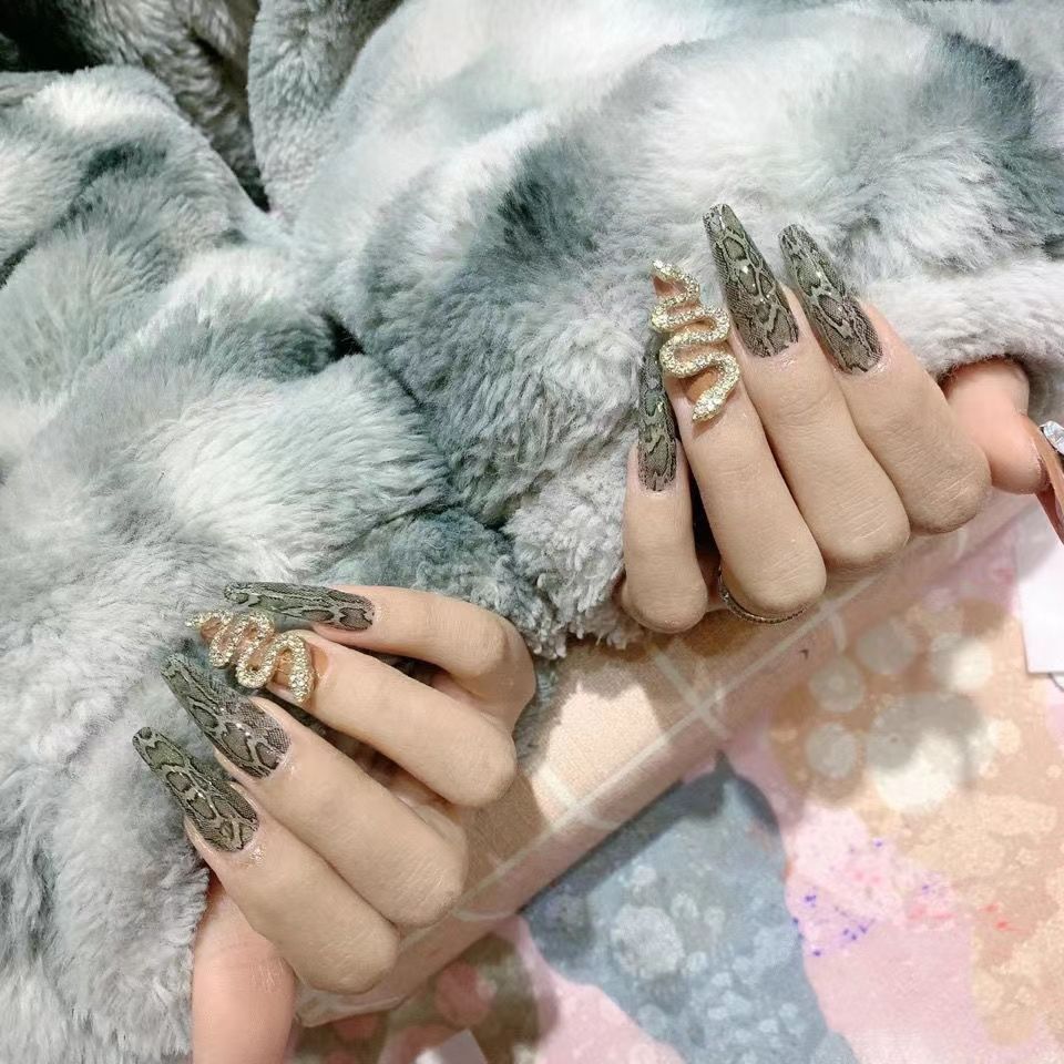 Designer: DuoDuo 1012.Handmade nails Press on Nails DIY Nail Art for woman girl Long Coffin gray