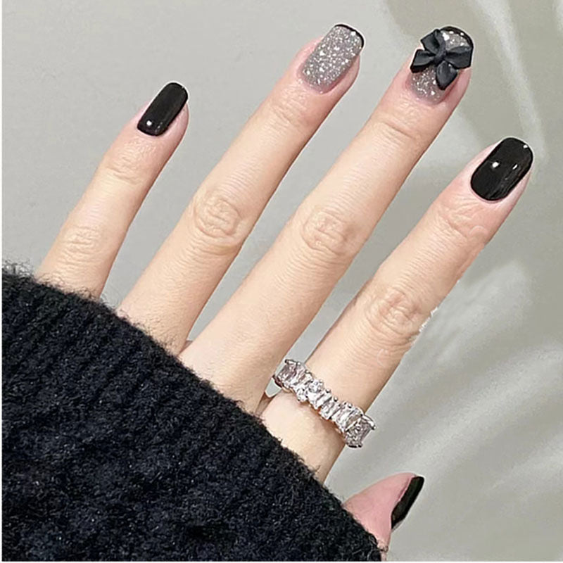 Designer: DuoDuo 1309.Handmade nails Press on Nails DIY Nail Art for woman girl Short black silver Shining