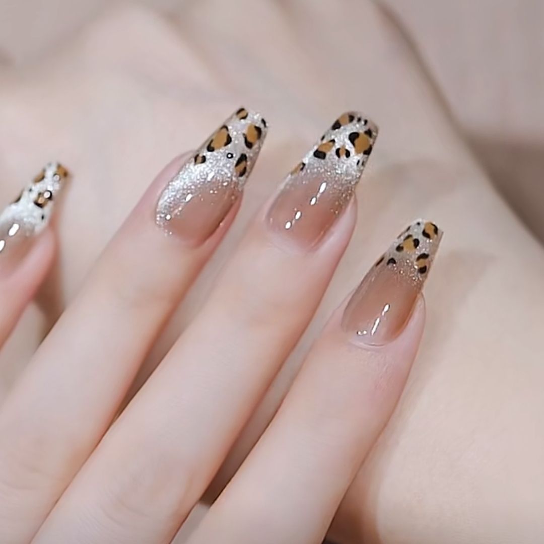 Designer: DuoDuo 1214.Handmade nails Press on Nails DIY Nail Art for woman girl French cat eyes Long Coffin pink