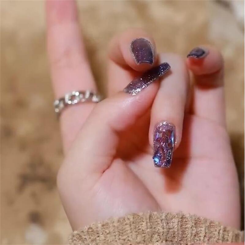 Designer: DuoDuo 1206.Handmade nails Press on Nails DIY Nail Art for woman girl Long Coffin Cat Eyes Shining