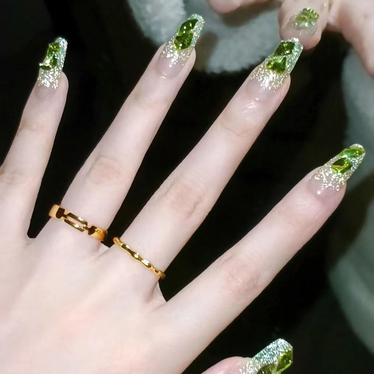 Designer: DuoDuo 1108.Handmade nails Press on Nails DIY Nail Art for woman girl Long Coffin green rhinestone