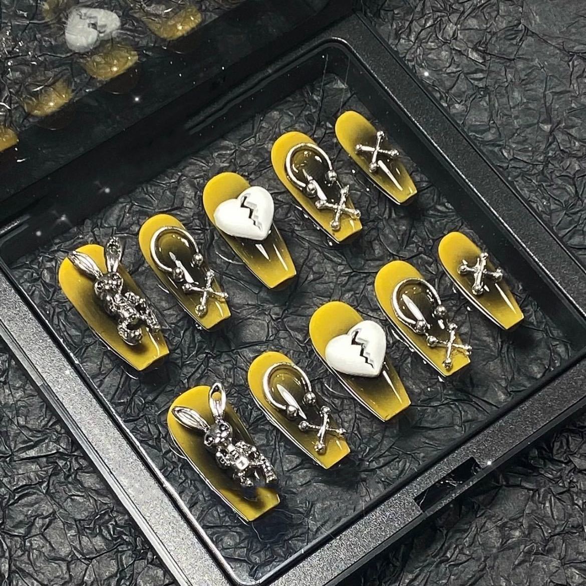 Designer: PinPin 1413.Handmade nails Press on Nails DIY Nail Art for woman girl Long Coffin yellow  Metal