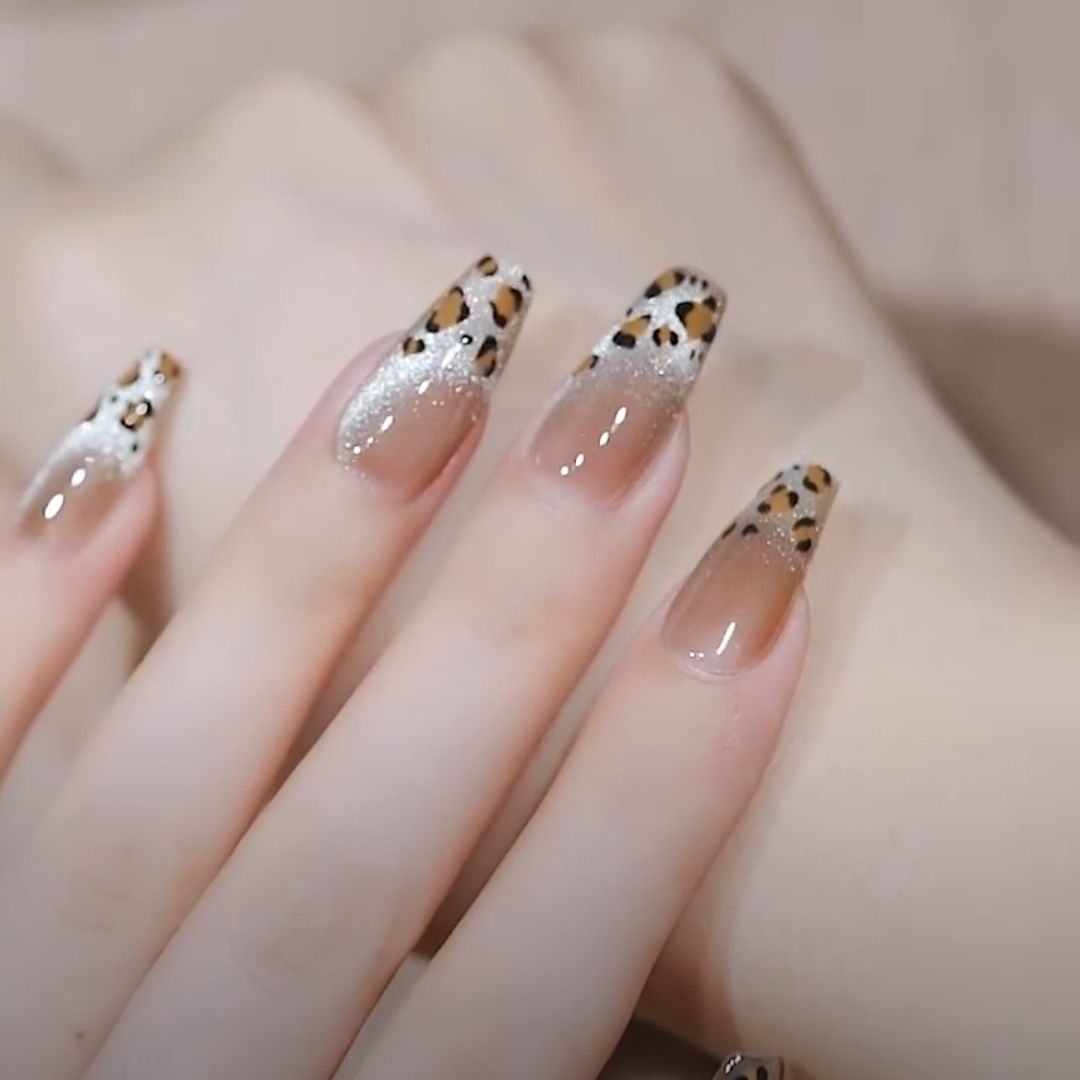 Designer: DuoDuo 1214.Handmade nails Press on Nails DIY Nail Art for woman girl French cat eyes Long Coffin pink