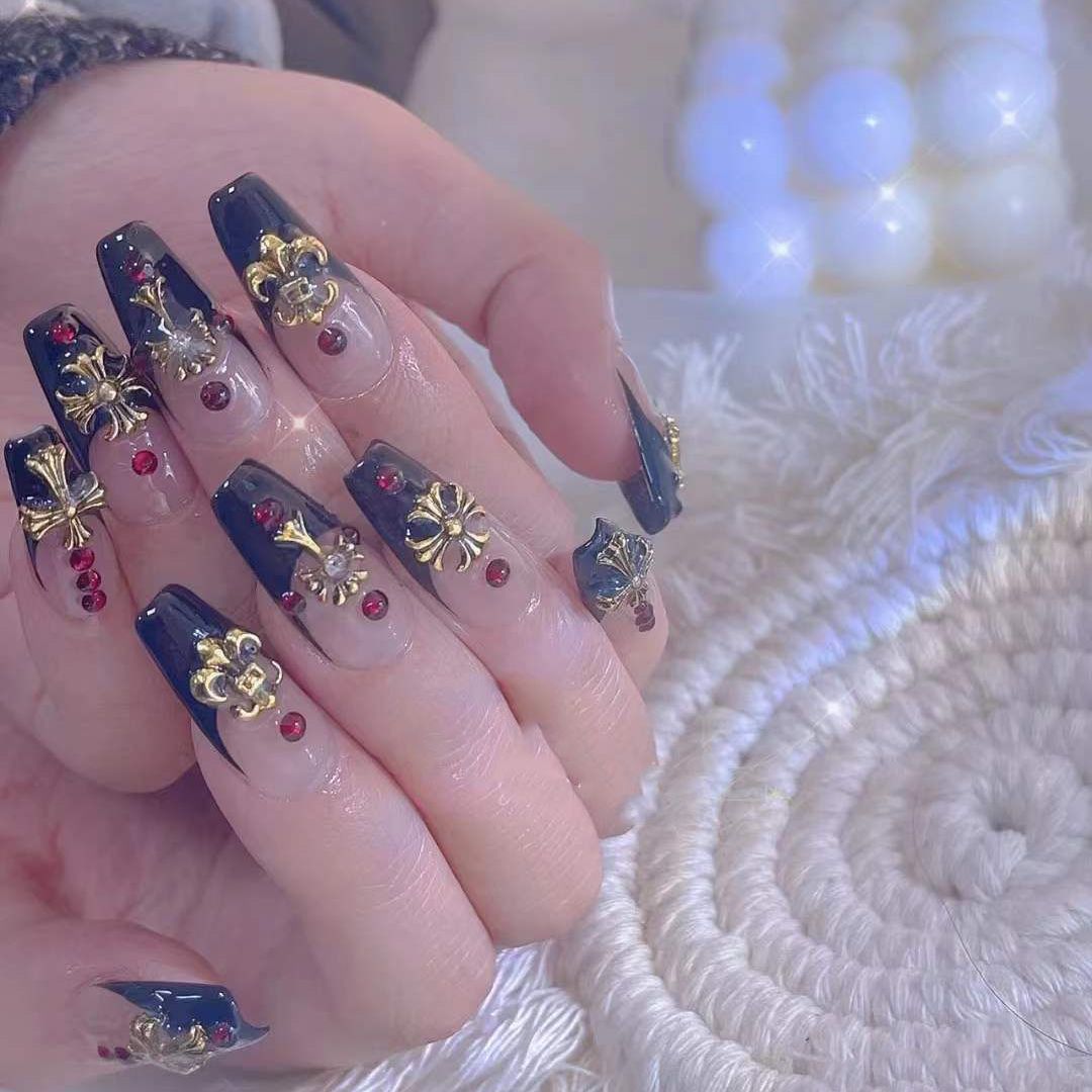 Designer: PinPin 1020.Handmade nails Press on Nails DIY Nail Art for woman girl Long Coffin Metal gold black