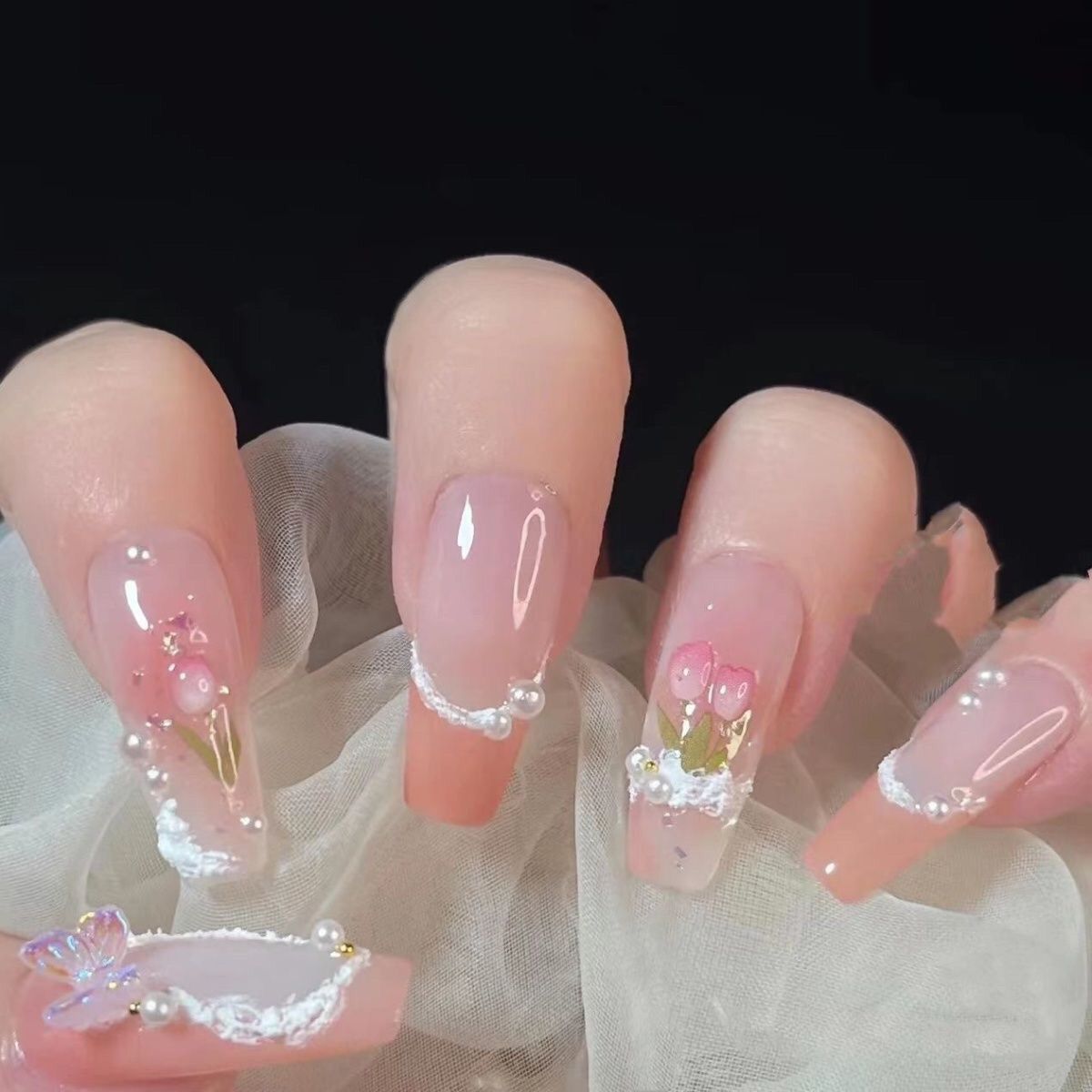 Designer: DuoDuo 1110.Handmade nails Press on Nails DIY Nail Art for woman girl Long Coffin pink French