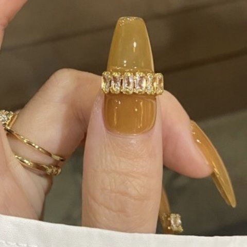 Designer: DuoDuo 1117.Handmade nails Press on Nails DIY Nail Art for woman girl Long Coffin yellow rhinestone