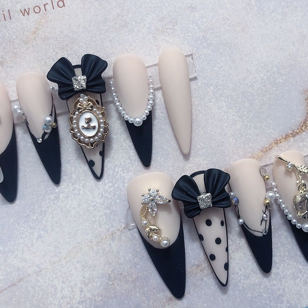 Designer: PinPin 1010.Handmade nails Press on Nails DIY Nail Art for woman girl Almond Long black