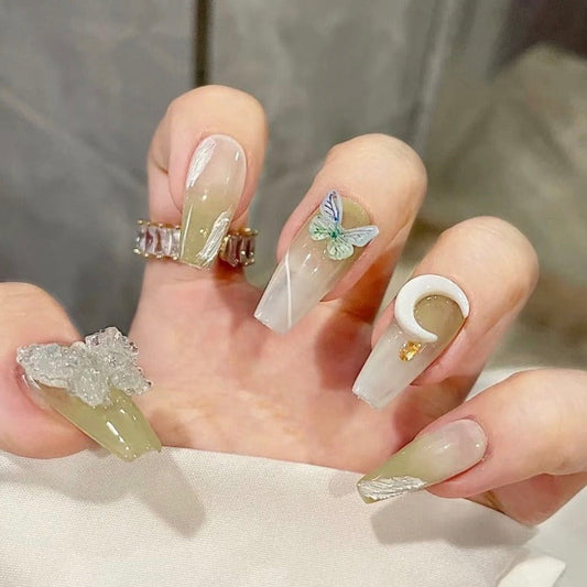 Designer: DuoDuo 2048.Handmade nails Press on Nails DIY Nail Art for woman girl Long Coffin green