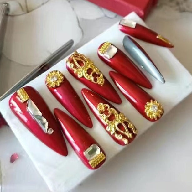 Designer: DuoDuo 5005.Handmade nails Press on Nails DIY Nail Art for woman girl Long Almond red gold