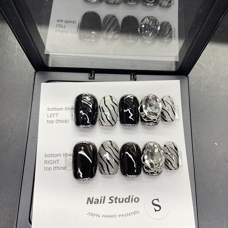 Designer: MeowMeow.24171 Handmade Nail Designs Press on Nails DIY  Nail Art for woman girl Short Square black silver