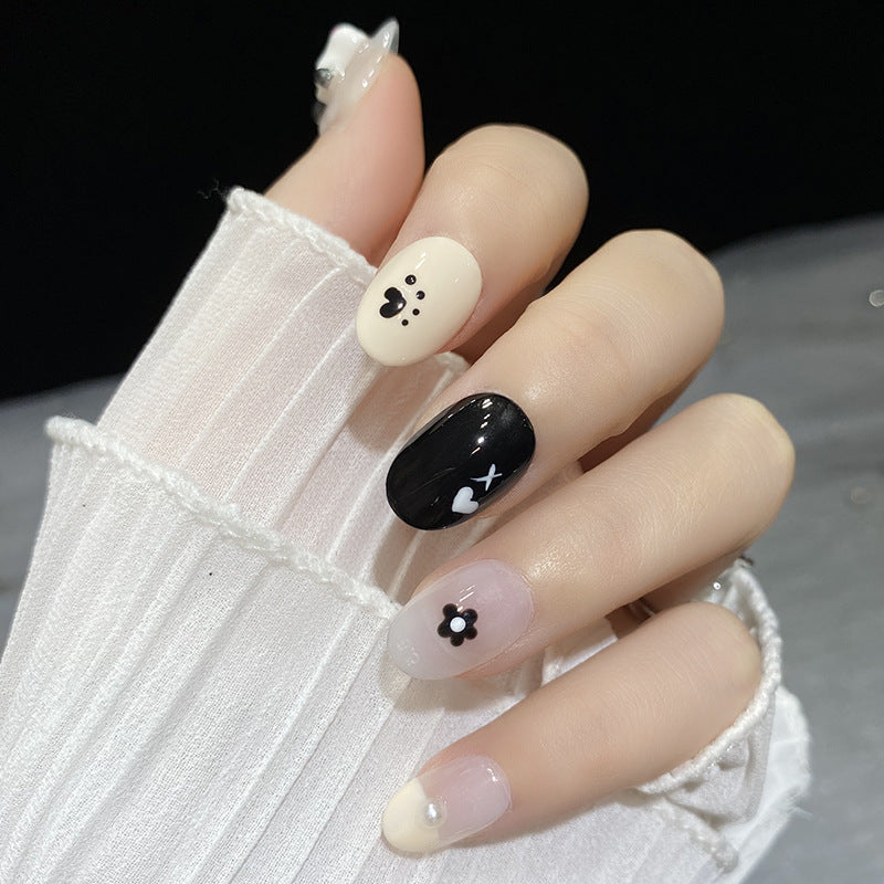 Designer: HuaHua.Handmade nails Press on Nails DIY Nail Art for woman girl Short Square Cartoon