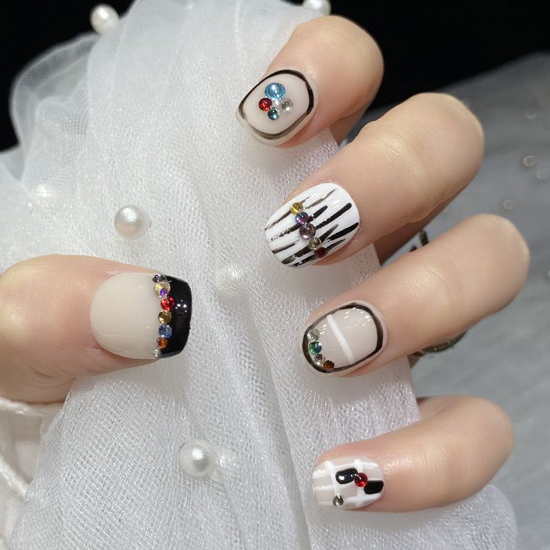 Designer: HuaHua.Handmade nails Press on Nails DIY Nail Art for woman girl Short Square white