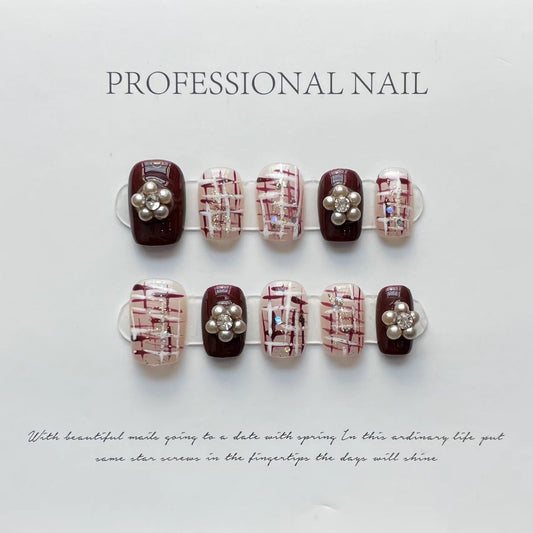 Designer: ManMan Handmade nails Press on Nails DIY Nail Art for woman girl Short Square red