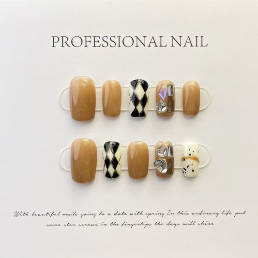 Designer: ManMan Handmade nails Press on Nails DIY Nail Art for woman girl Short Square