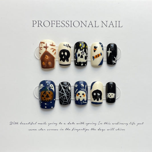 Designer: ManMan Handmade nails Press on Nails DIY Nail Art for woman girl Short Square