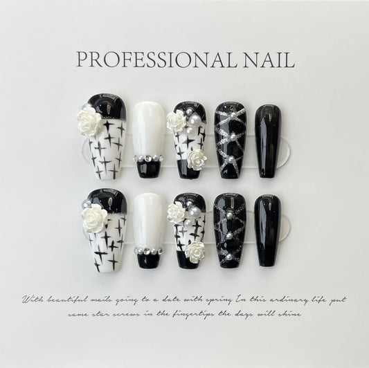 Designer: ManMan Handmade nails Press on Nails DIY Nail Art for woman girl Long Coffin white black