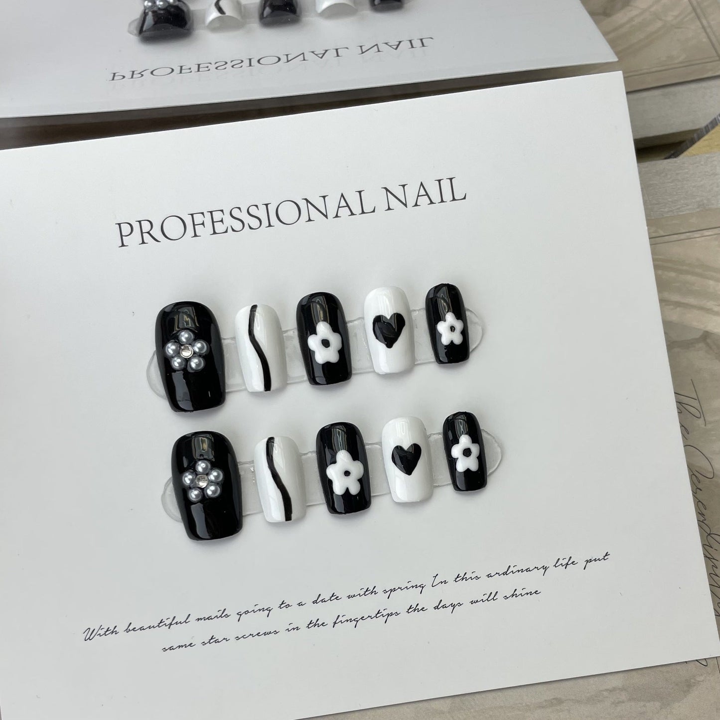 Designer: ManMan Handmade nails Press on Nails DIY Nail Art for woman girl Short Square black