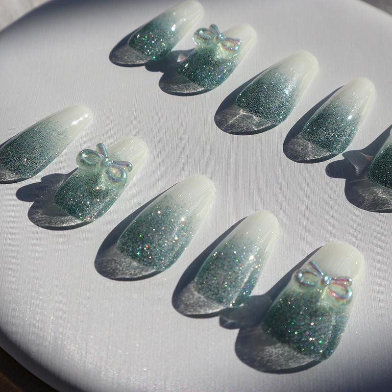 Designer: XinXin 63.Gradient green long T handmade nails Press on Nails DIY Nail