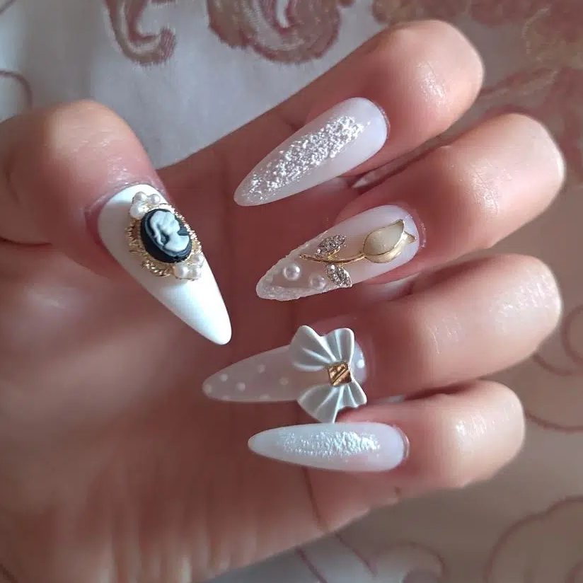 Designer: DuoDuo 1605.Handmade nails Press on Nails DIY Nail Art for woman girl white Long Almond