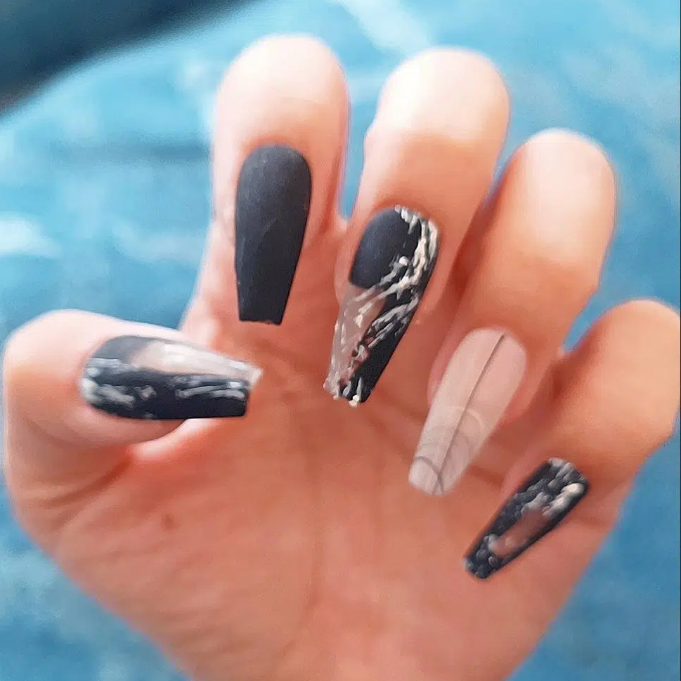 Designer: DuoDuo 1502.Handmade nails Press on Nails DIY Nail Art for woman girl Coffin Long black