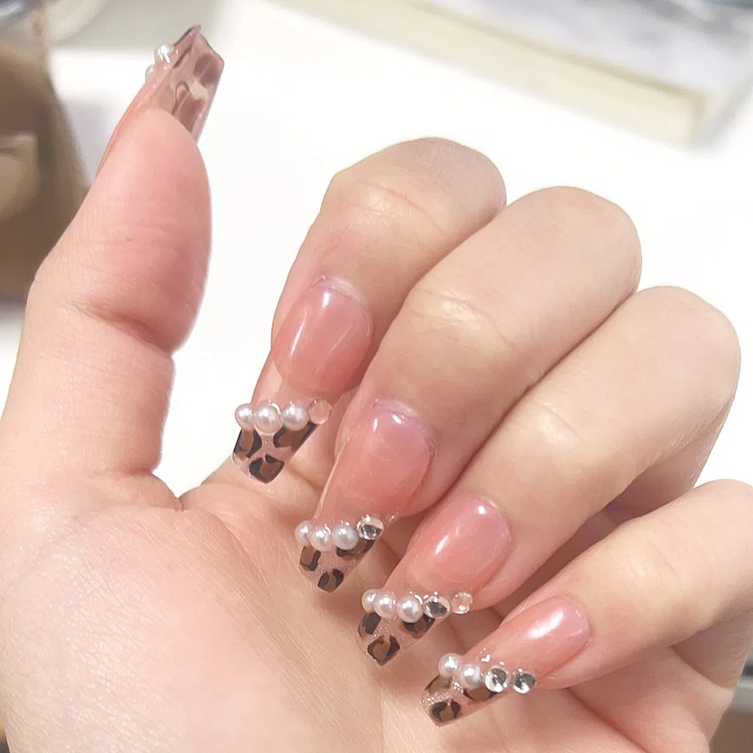 Designer: DuoDuo 1603.Handmade nails Press on Nails DIY Nail Art for woman girl Long French pink