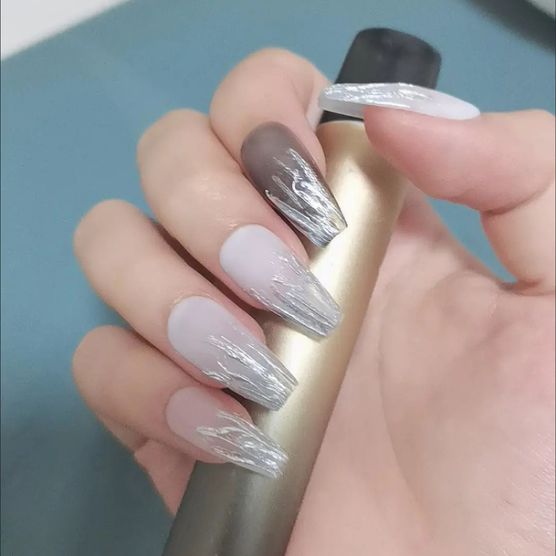 Designer: DuoDuo 1506.Handmade nails Press on Nails DIY Nail Art for woman girl Coffin Long silver