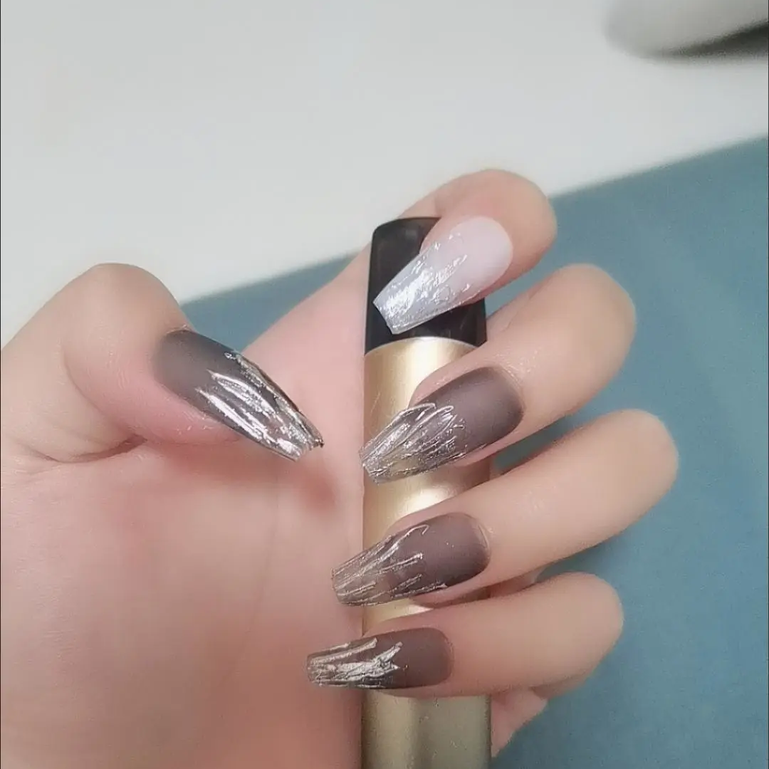 Designer: DuoDuo 1506.Handmade nails Press on Nails DIY Nail Art for woman girl Coffin Long silver