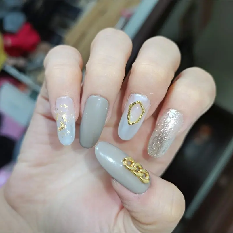 Designer: DuoDuo 1604.Handmade nails Press on Nails DIY Nail Art for woman girl Long Almond brown