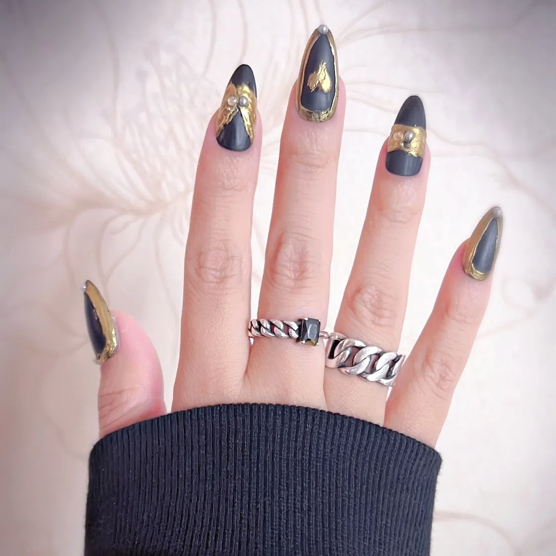 Designer: DuoDuo 1501.Handmade nails Press on Nails DIY Nail Art for woman girl dark green Almond Long rhinestone