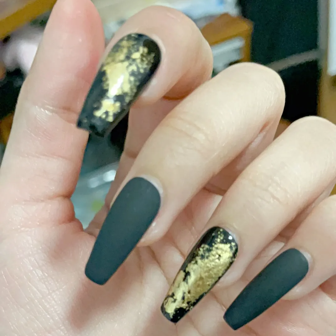 Designer: DuoDuo 1612.Handmade nails Press on Nails DIY Nail Art for woman girl Coffin Long black