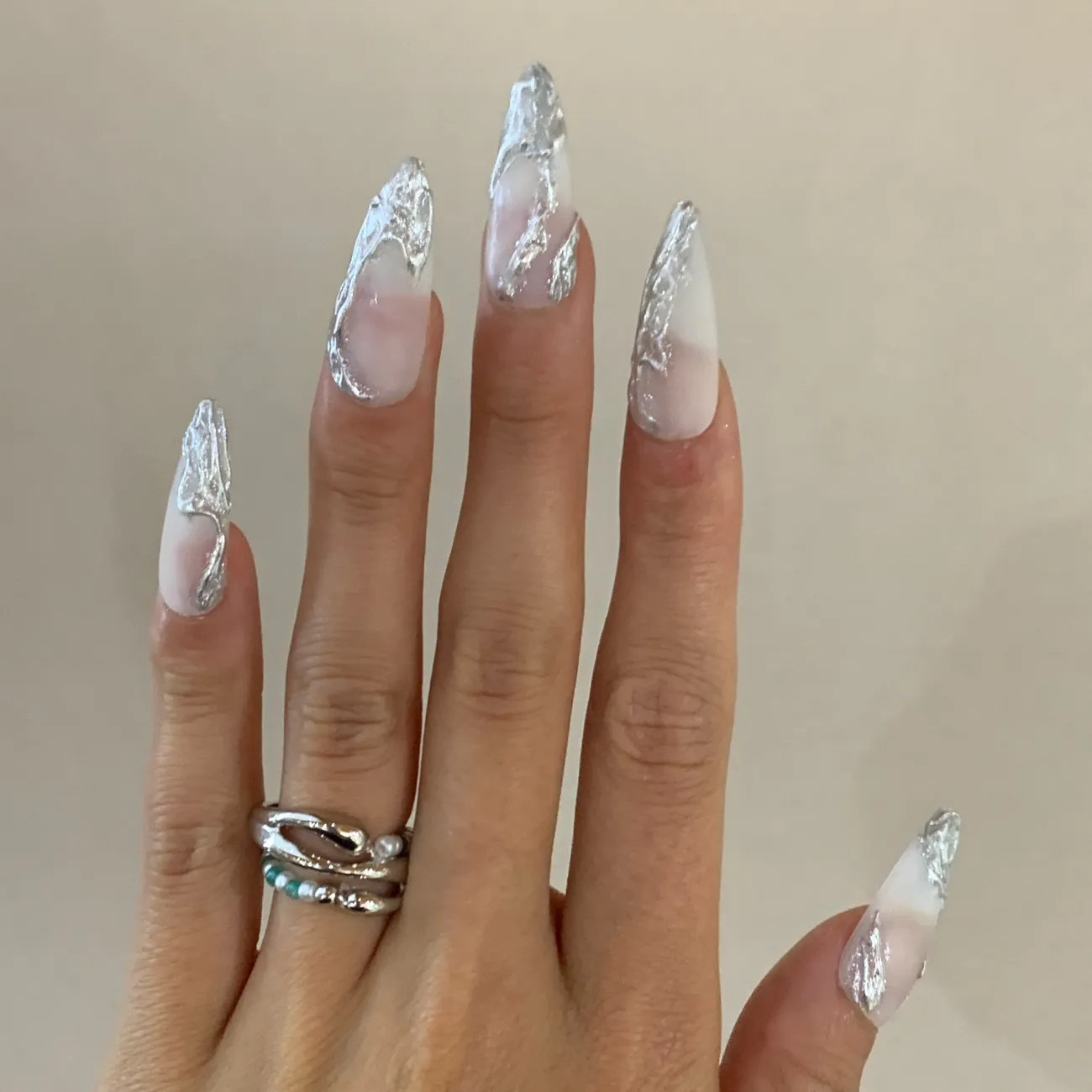 Designer: DuoDuo 1500.Handmade nails Press on Nails DIY Nail Art for woman girl Long Almond silver